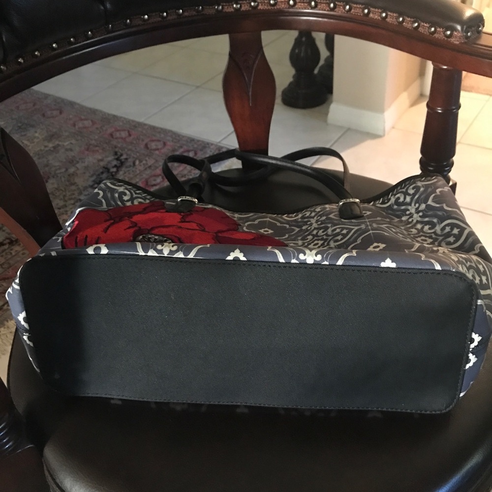Bag - Picture 2 of 3